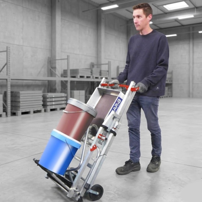 Plateforme professionnelle adaptée aux sols irréguliers