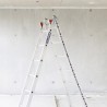 Échelle professionnelle avec base évasée pour une stabilité renforcée
