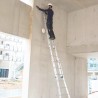 Vue générale de l'échelle T3 déployée pour travaux en hauteur