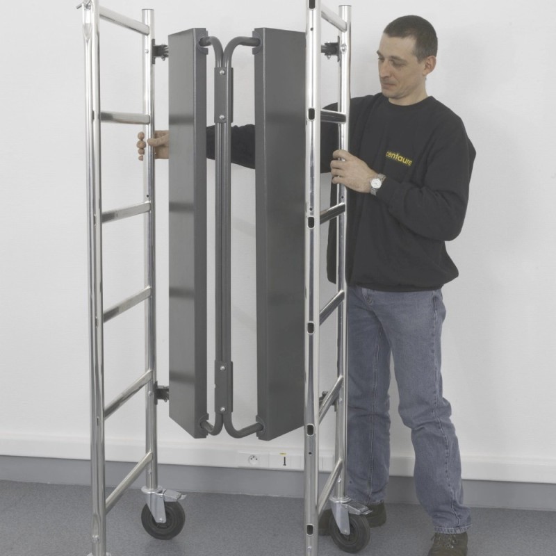 Petit échafaudage compact