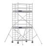 Échafaudage roulant compact pour chantiers et maintenance